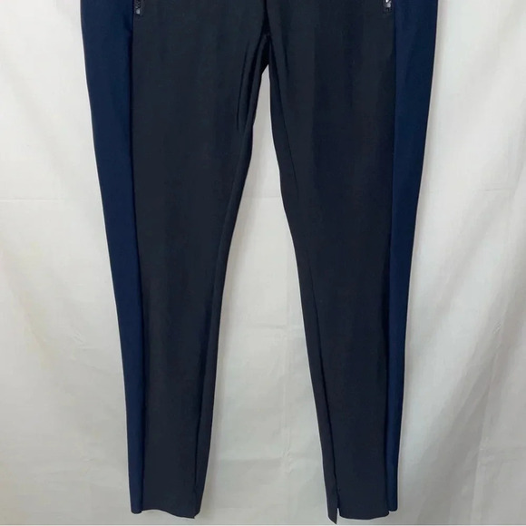 Women’s Athleta Stellar Scuba Leggings in Navy and Black with Pockets Sz Medium - Picture 6 of 12